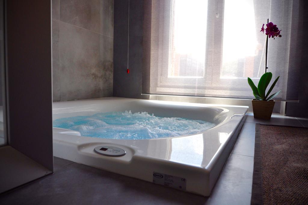 Place 24 & Wellness 2* Roma
