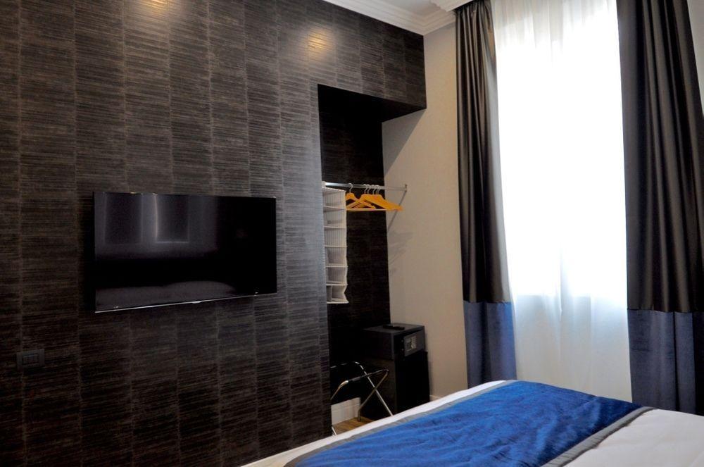 Place 24 & Wellness 2* Roma